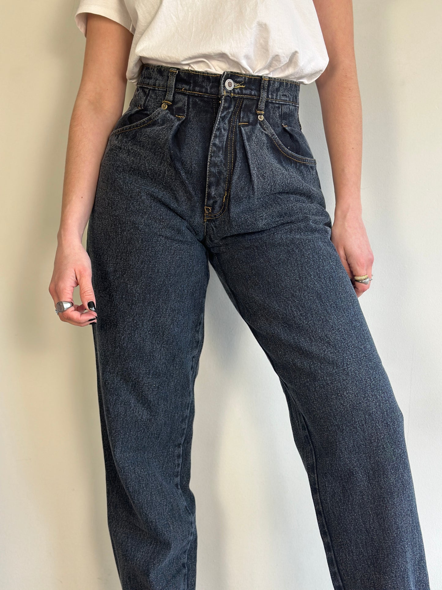Vintage High Waist Jeans