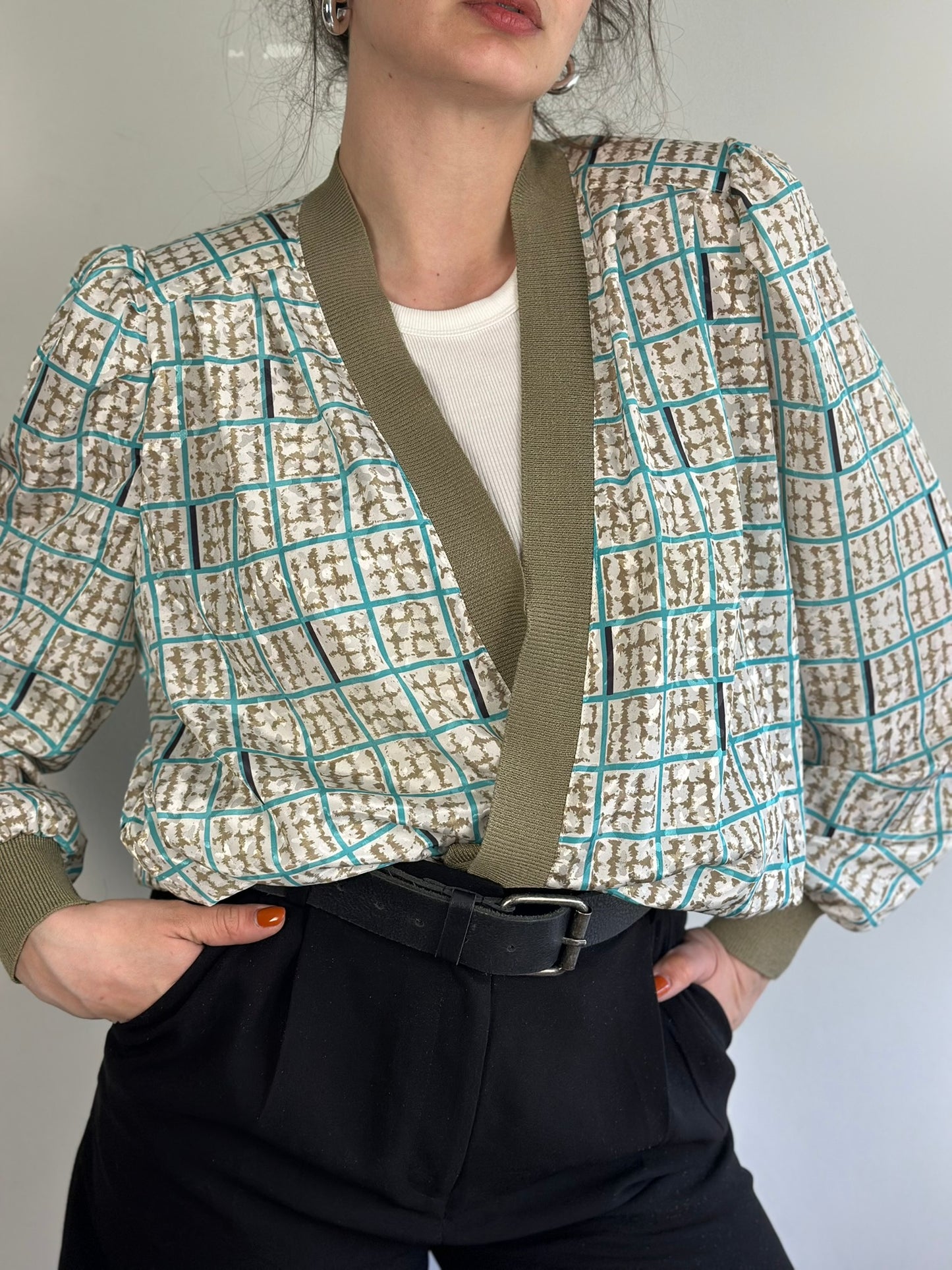 Vintage Light Cardigan