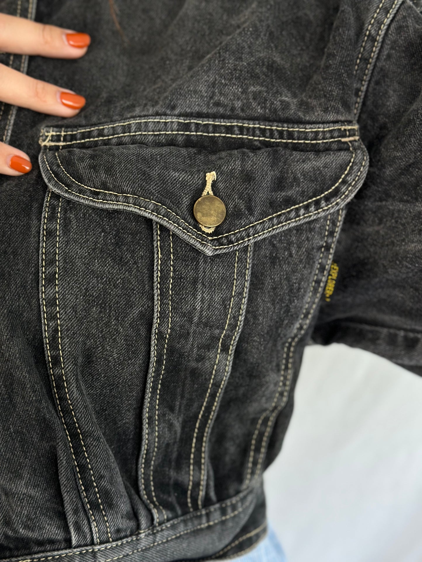 Vintage Cropped Denim Jacket