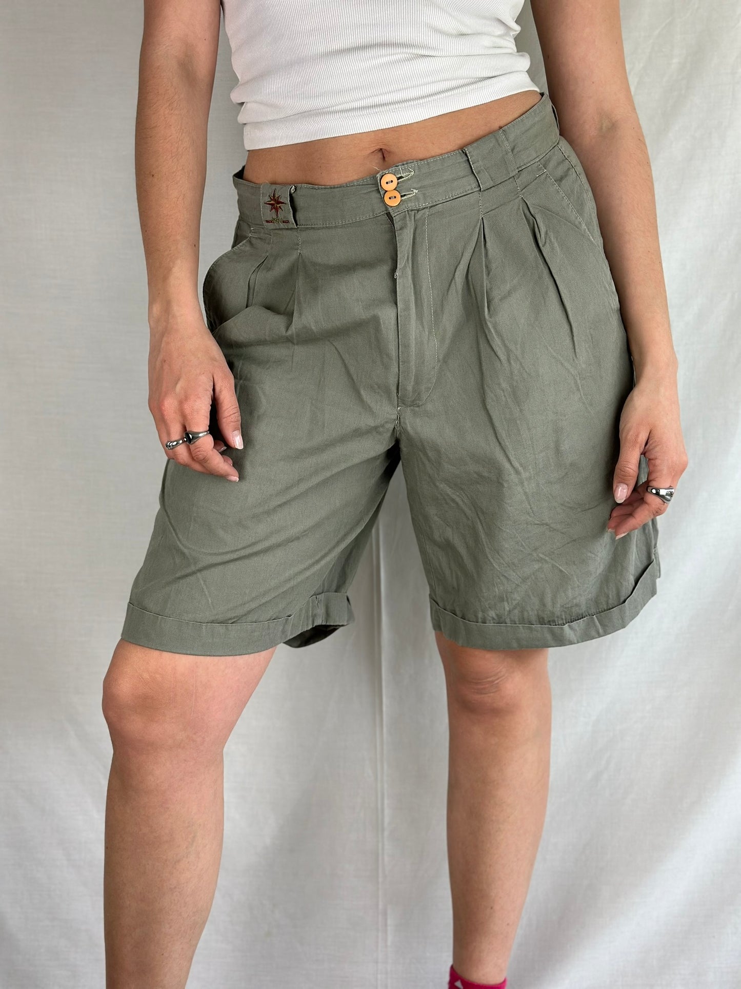 Vintage Khaki Bermuda