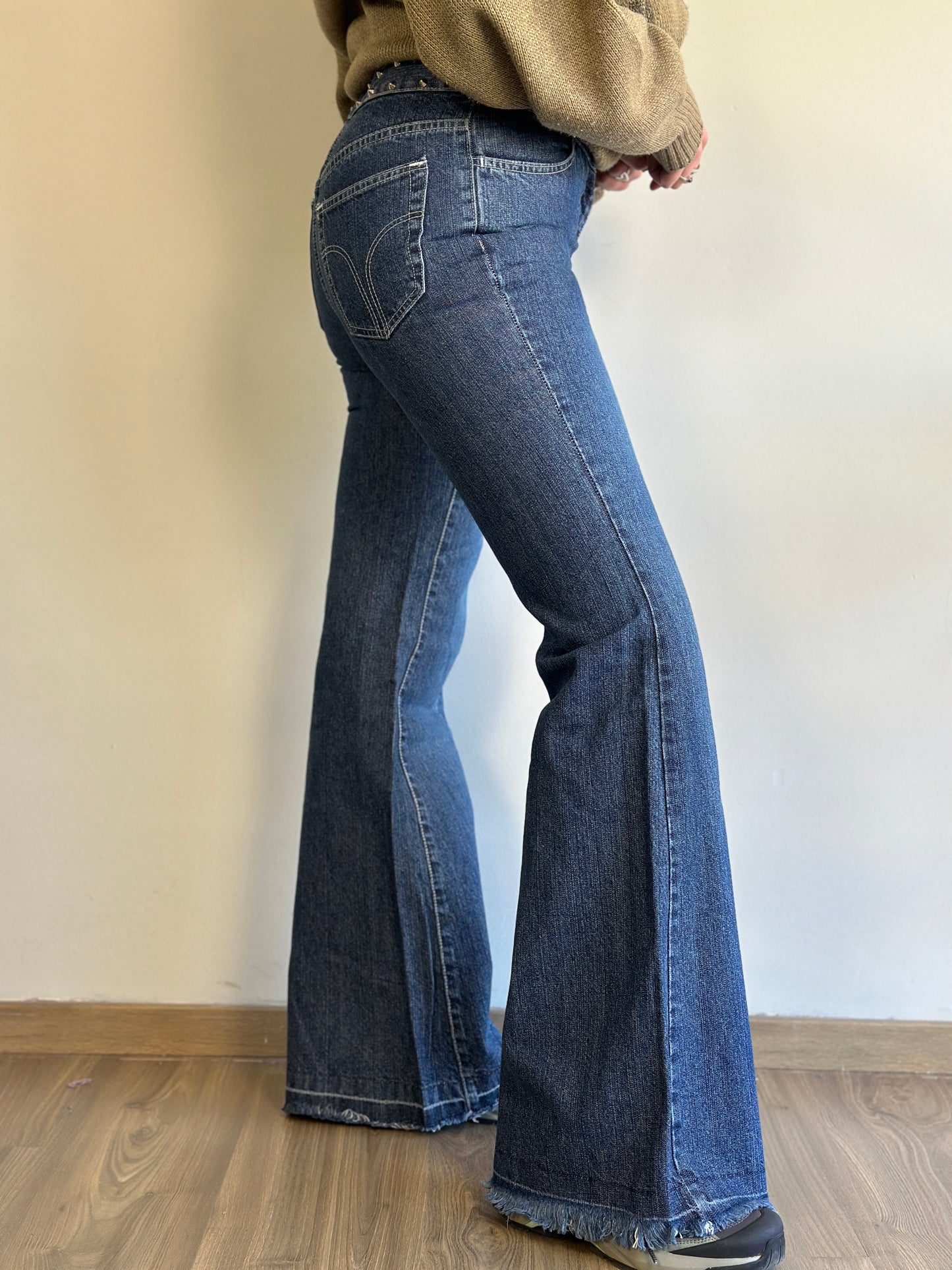 Low Waist Flare Jeans