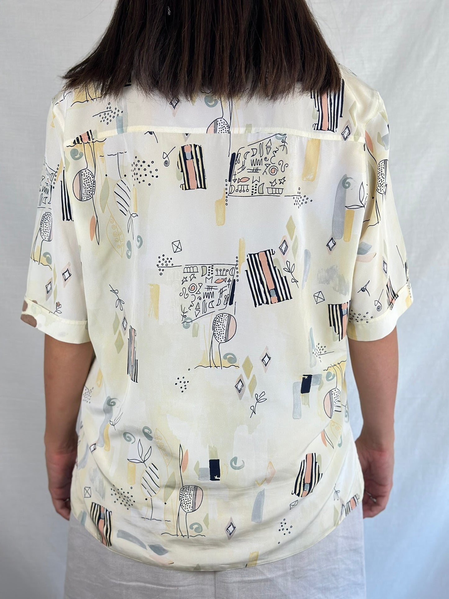 Vintage Patterned Shirt with shoulder pads